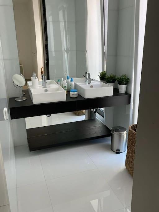 Fuzeta Stylish 1 Bedroom Apartment - Amazing Views Kültér fotó